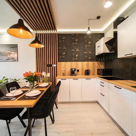 Apartament Duzy Staw Διαμέρισμα Jelenia Góra